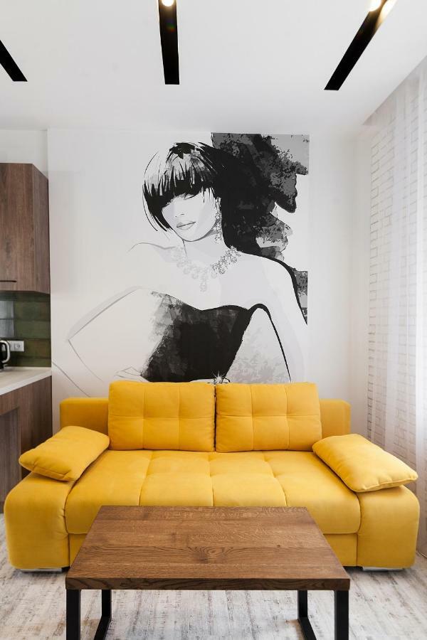 Leogrand Loft Apartments On Lychakivska 4 利沃夫 外观 照片